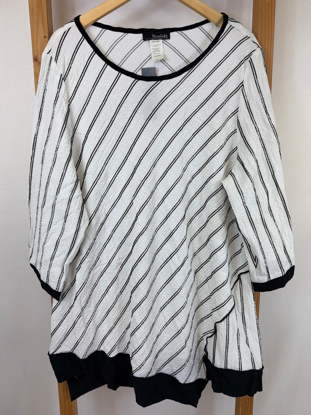 NWT Moonlight White And Black Striped Tunic Top Size XXL